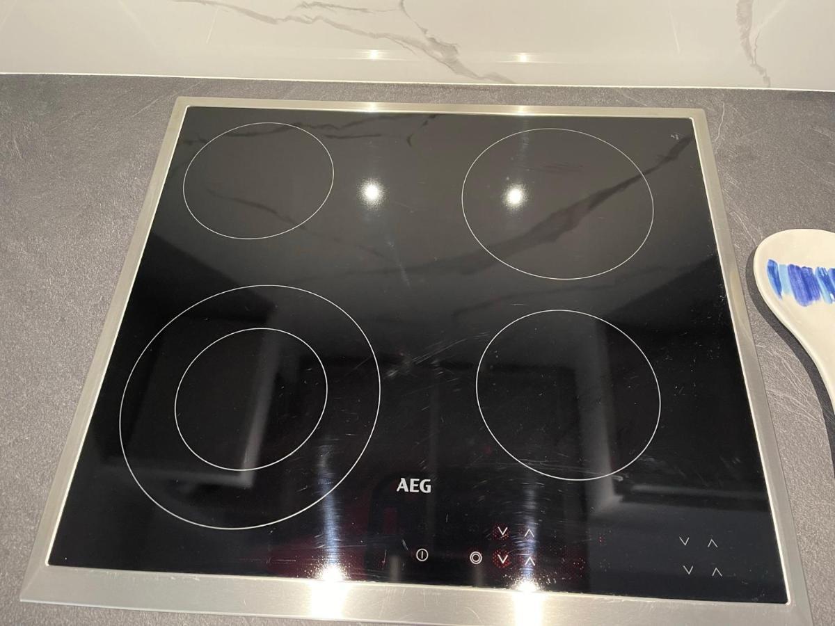 Axs First Floor Apartment Aegina Town * Aegina